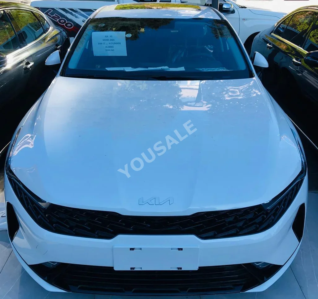 Kia  K5  2024  Automatic  0 km  4  FWD  Sedan  White  Gasoline