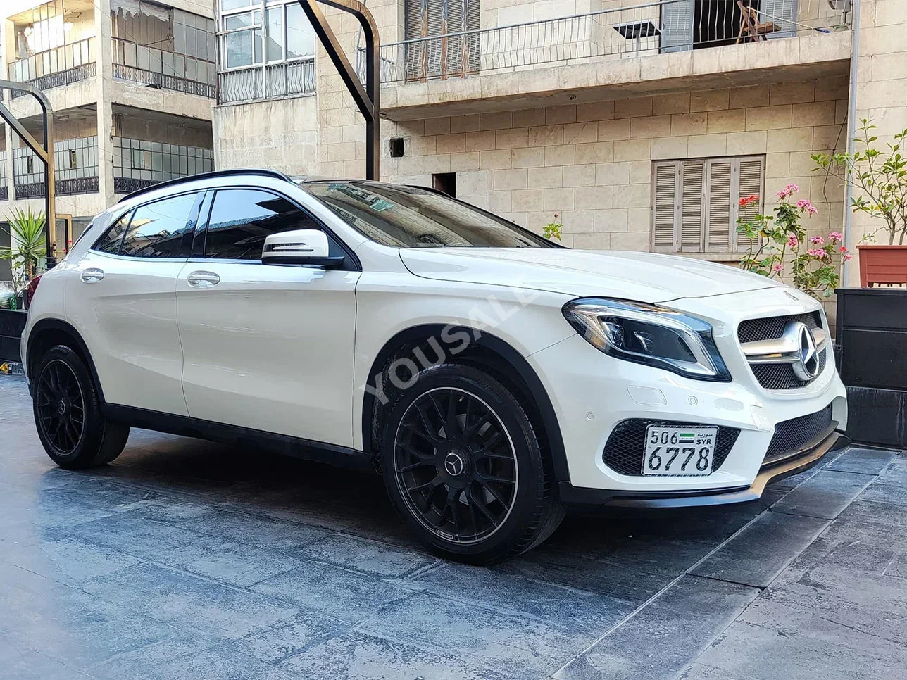 Mercedes-Benz  GLA-Class  250  2018  Automatic  89,000 km  4  4WD  Hatchback  White  Gasoline