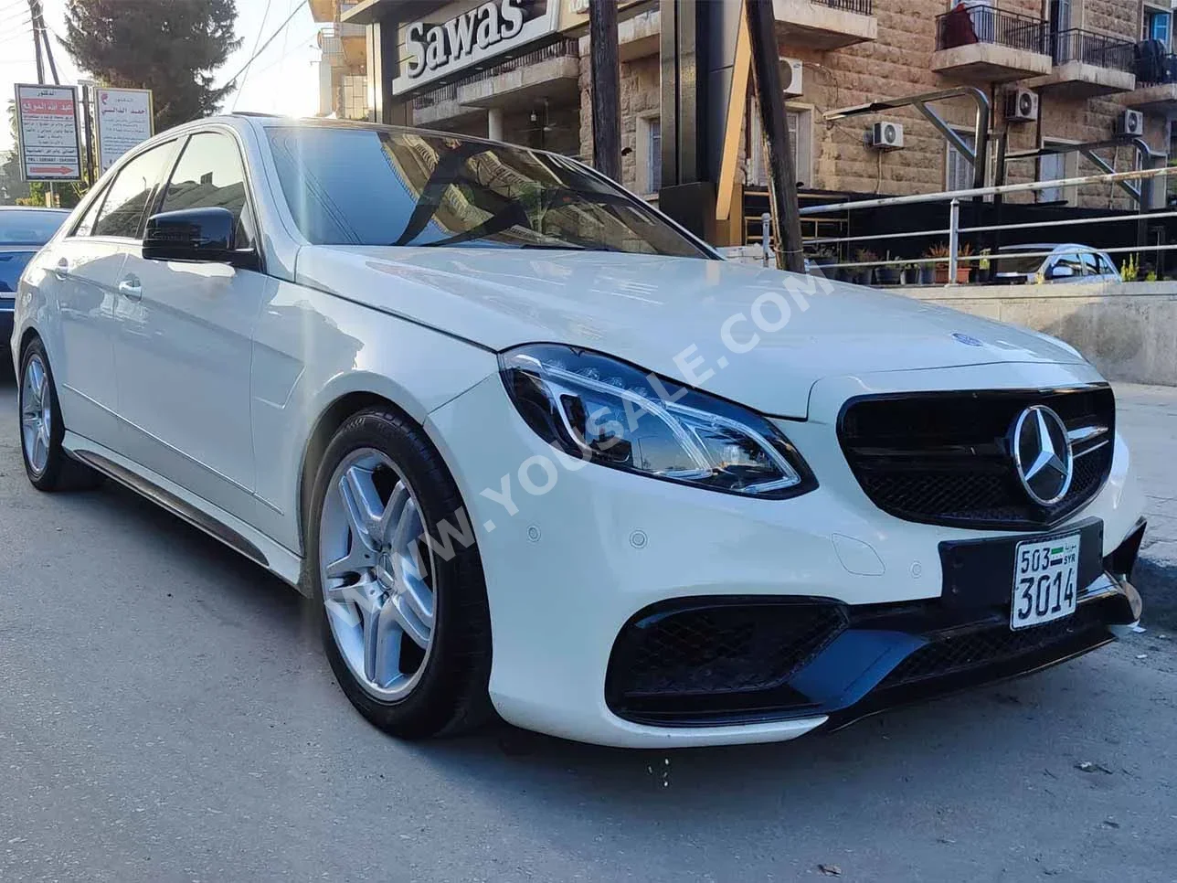 Mercedes-Benz  E-Class  350  2011  Automatic  230,000 km  6  4WD  Sedan  White  Gasoline