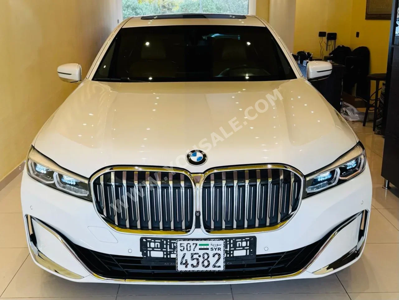 بي ام دبليو  الفئة - السابعة  740 Li  2021  اتوماتيك  90,000 كم  6  دفع خلفي  سيدان  أبيض  بنزين
