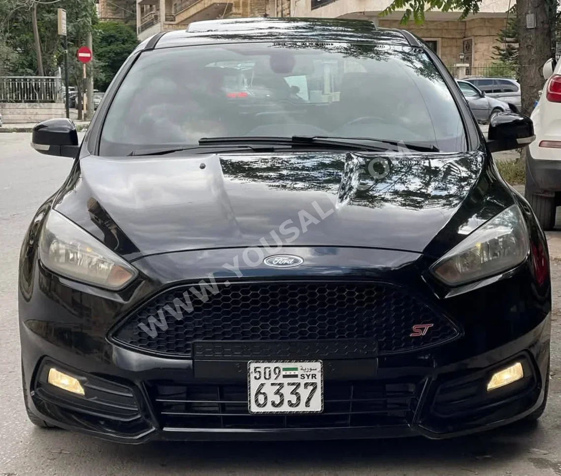 Ford  Focus  ST  2015  Automatic  150,000 km  4 Cylinder  FWD  Hatchback  Black  Gasoline