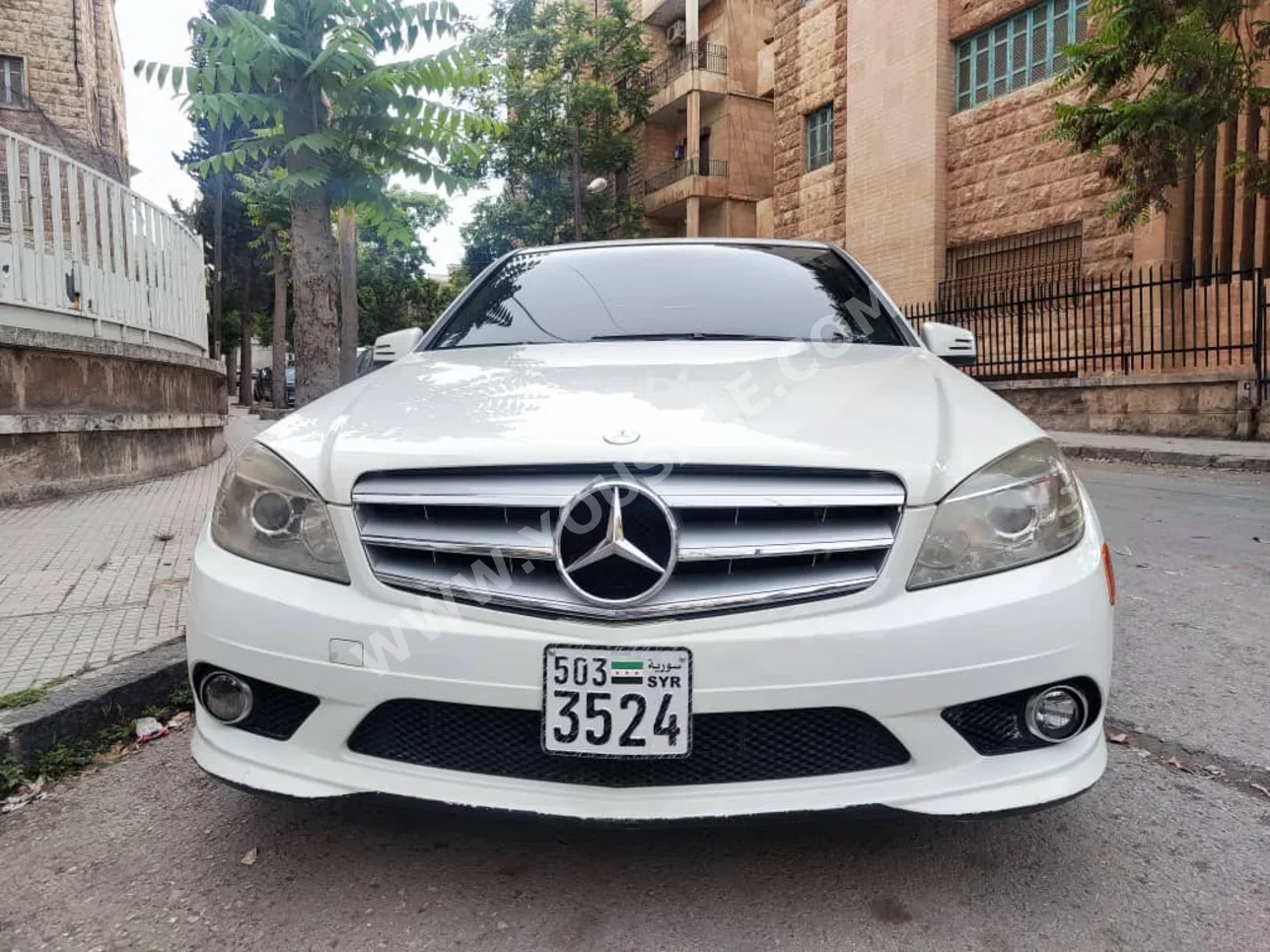 Mercedes-Benz  C-Class  300  2011  Automatic  150,000 km  6 Cylinder  RWD  Sedan  White  Gasoline