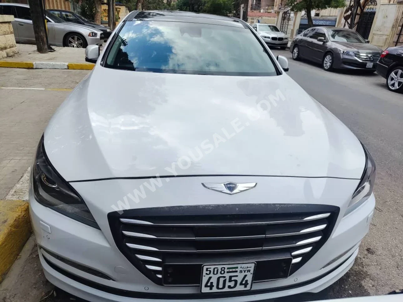هيونداي  جينيسس  2016  اتوماتيك  130,000 كم  6 سلندر  دفع خلفي  سيدان  أبيض  بنزين