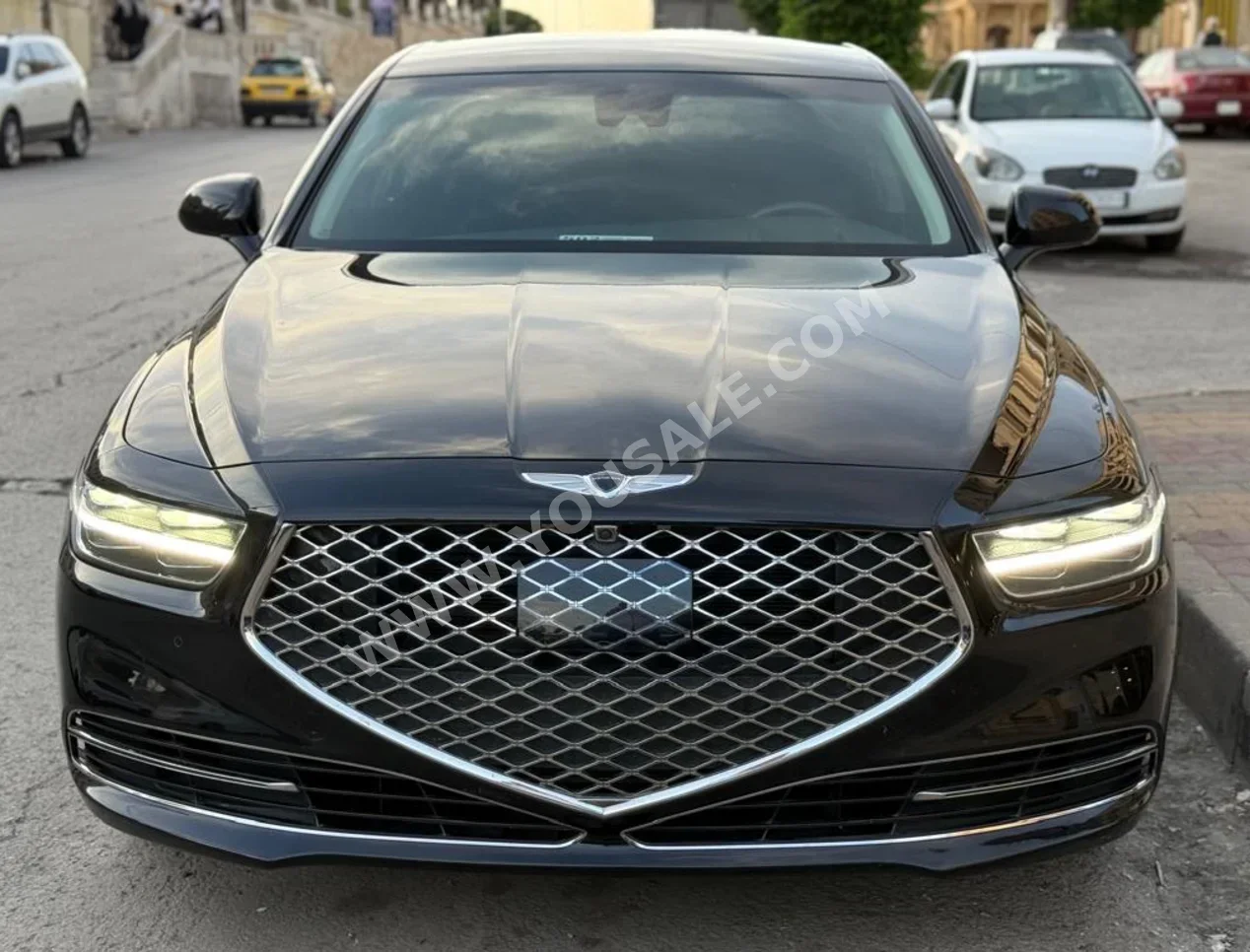 جينيسيس  جي 90  2019  اتوماتيك  30,000 كم  6 سلندر  دفع خلفي  سيدان  أسود  بنزين