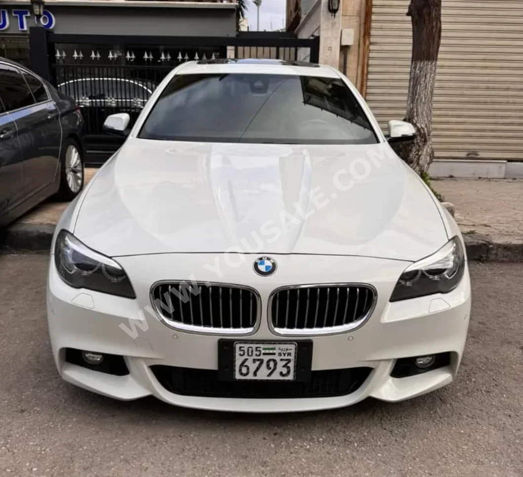 بي ام دبليو  الفئة - الخامسة  528i  2014  اتوماتيك  56,000 كم  4 سلندر  دفع خلفي  سيدان  أبيض  بنزين