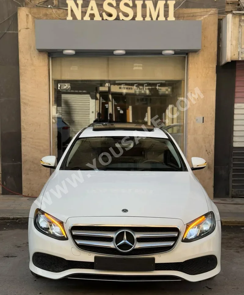مرسيدس - بنز  اي - كلاس  200  2018  اتوماتيك  78,000 كم  4 سلندر  دفع خلفي  سيدان  أبيض  بنزين