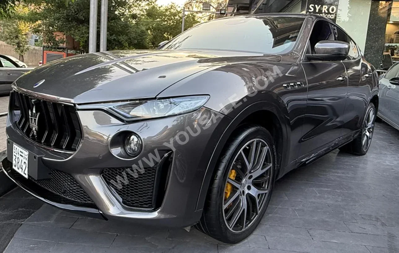 Maserati  Levante  2017  Automatic  97,000 km  6 Cylinder  4WD  SUV  Dark Gray  Gasoline