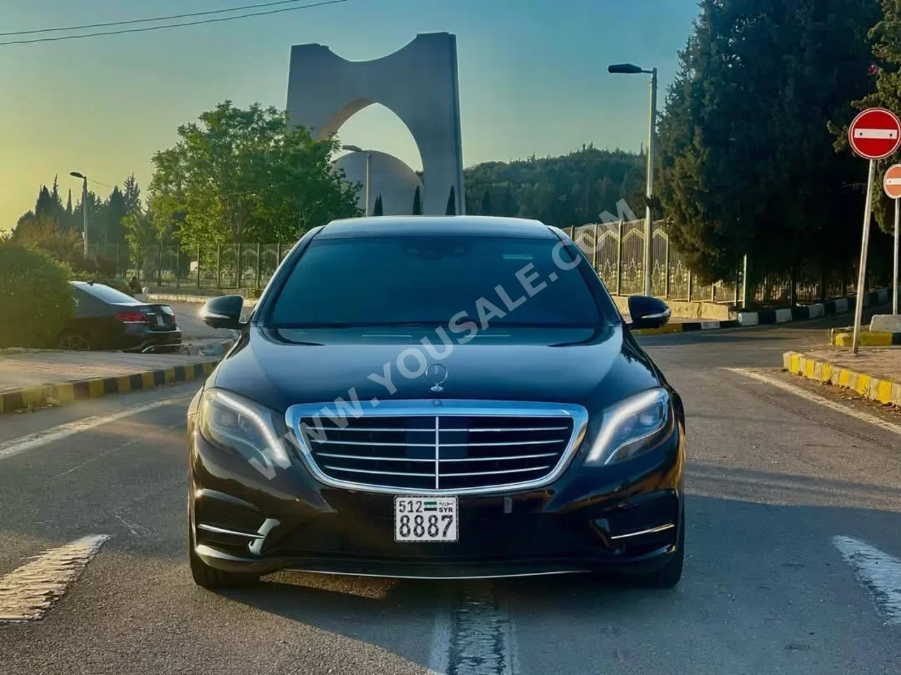 مرسيدس - بنز  اس - كلاس  550  2015  اتوماتيك  97,000 كم  8 سلندر  دفع خلفي  سيدان  أسود  بنزين