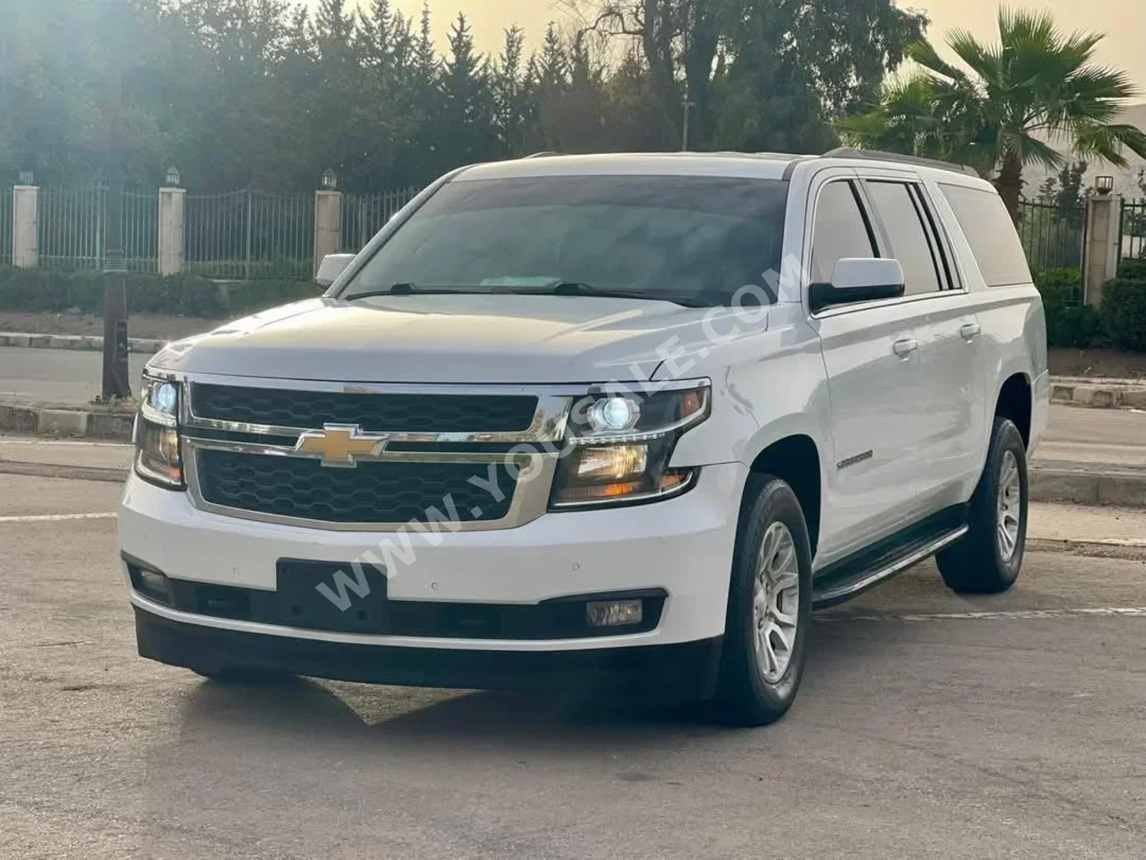 Chevrolet  Tahoe  2018  Automatic  126,000 km  8 Cylinder  4WD  SUV  White  Gasoline