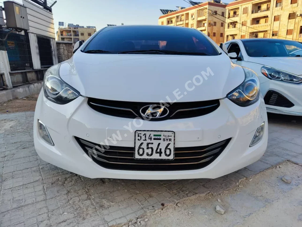 Hyundai  Avante  2012  Automatic  155,000 km  4 Cylinder  FWD  Sedan  White  Gasoline