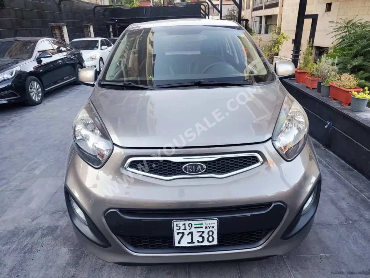Kia  Picanto  2013  Automatic  120,000 km  3 Cylinder  FWD  Hatchback  Gray  Gasoline