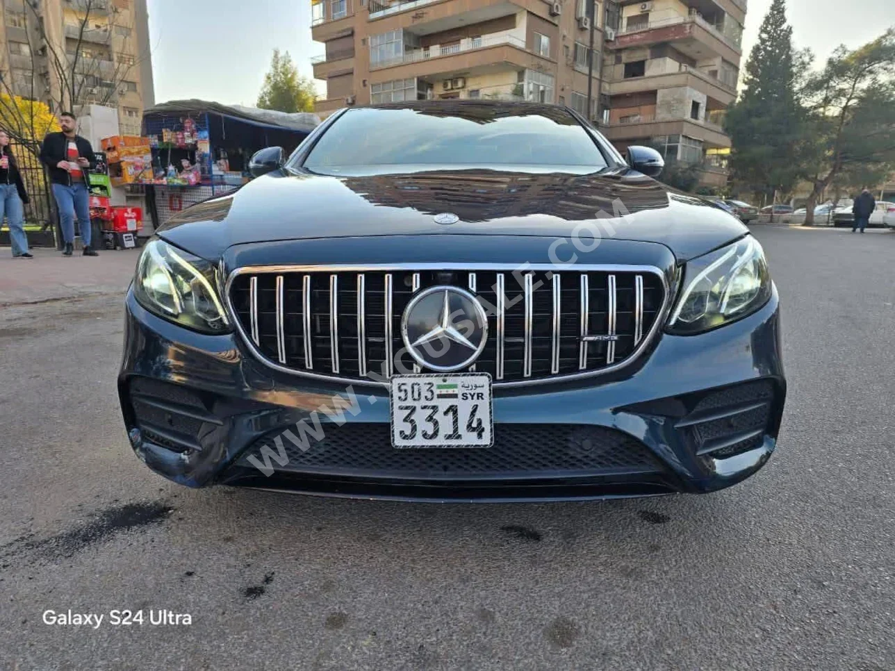 Mercedes-Benz  E-Class  300  2017  Automatic  110,000 km  4 Cylinder  RWD  Sedan  Blue  Gasoline