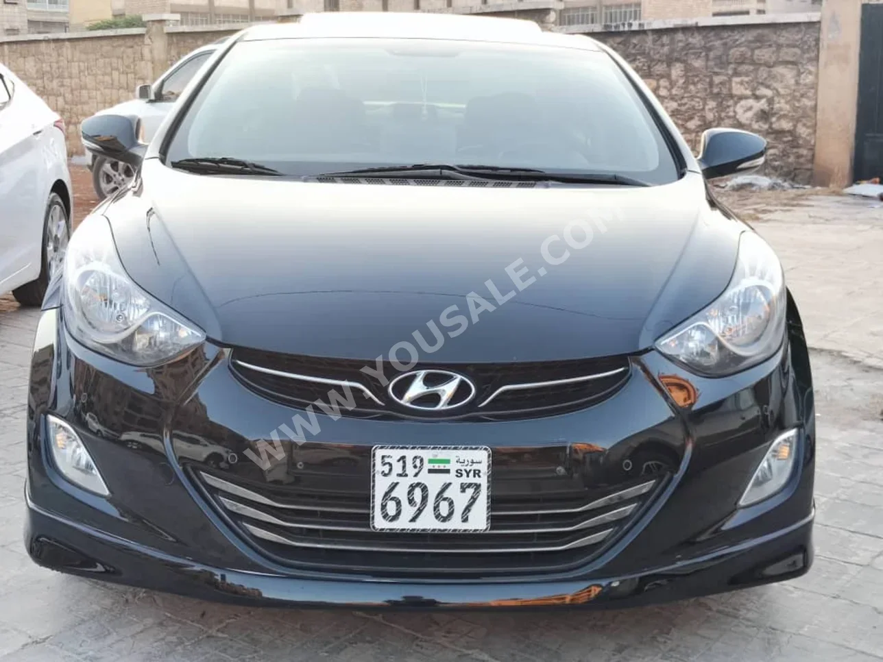 Hyundai  Elantra  2012  Automatic  180,000 km  4 Cylinder  FWD  Sedan  Black  Gasoline