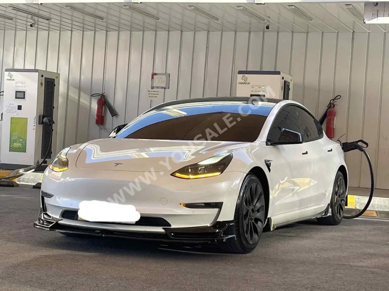Tesla  Model 3  2021  Automatic  90,000 km  0 Cylinder  RWD  Sedan  White  Electric