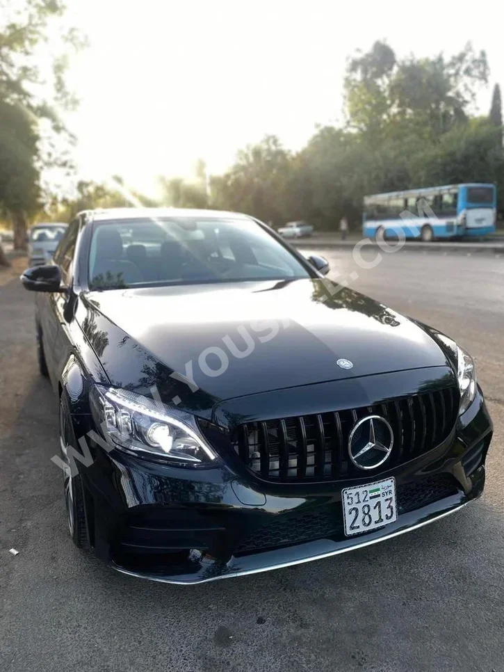 Mercedes-Benz  C-Class  300  2016  Automatic  145,000 km  4 Cylinder  RWD  Sedan  Black  Gasoline