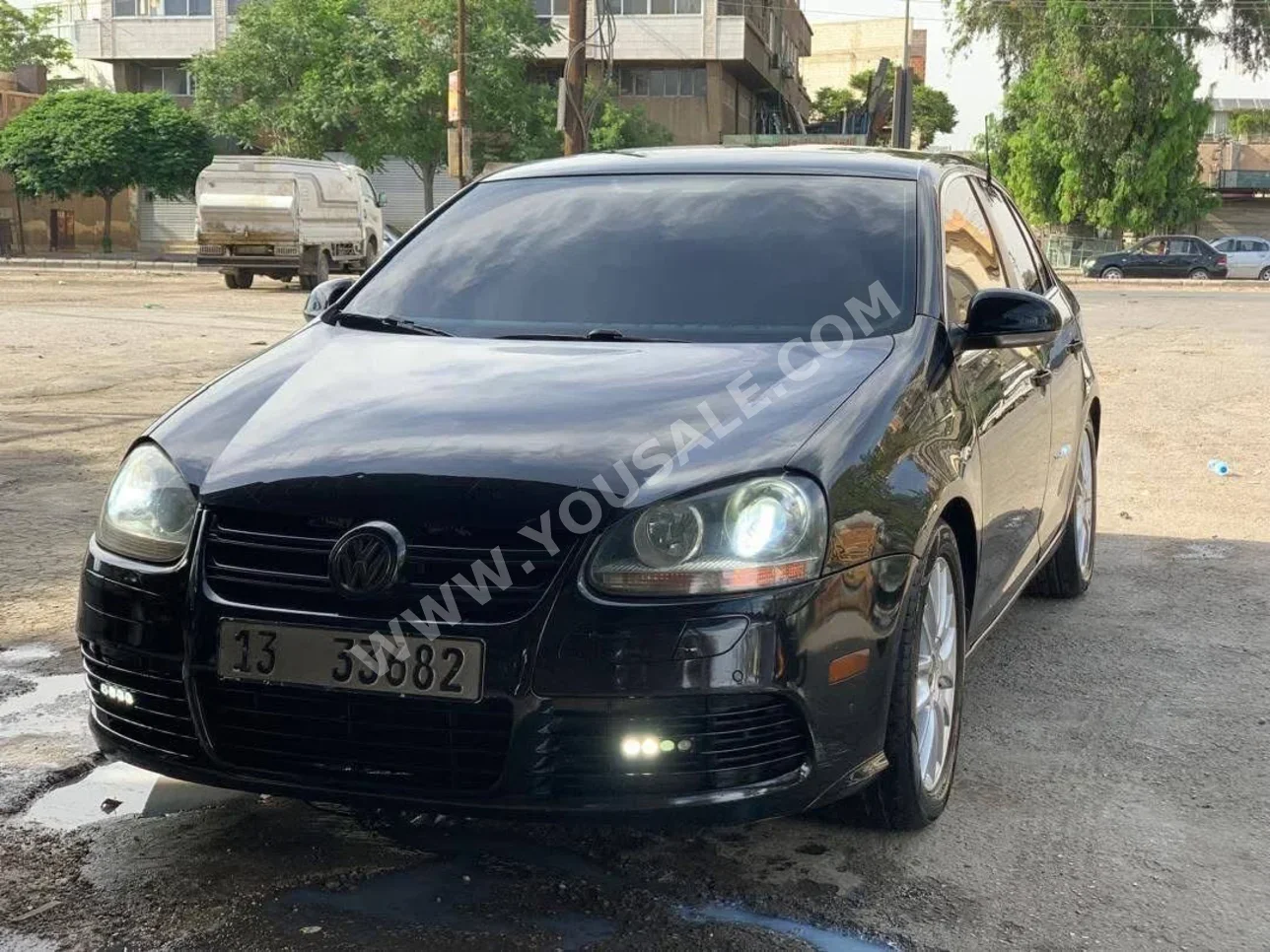 فوكس واغن  جيتا  2010  اتوماتيك  160,000 كم  4 سلندر  دفع أمامي  سيدان  أسود  بنزين