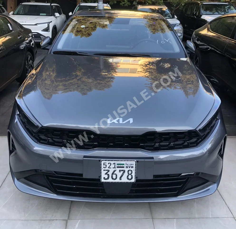 Kia  K3  2025  Automatic  0 km  4 Cylinder  FWD  Sedan  Gray  Gasoline  With Warranty