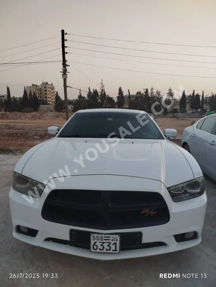 دودج  تشالنجر  ار/تي  2013  اتوماتيك  199,656 كم  دودج سلندر  دودج  سيدان  أبيض  بنزين