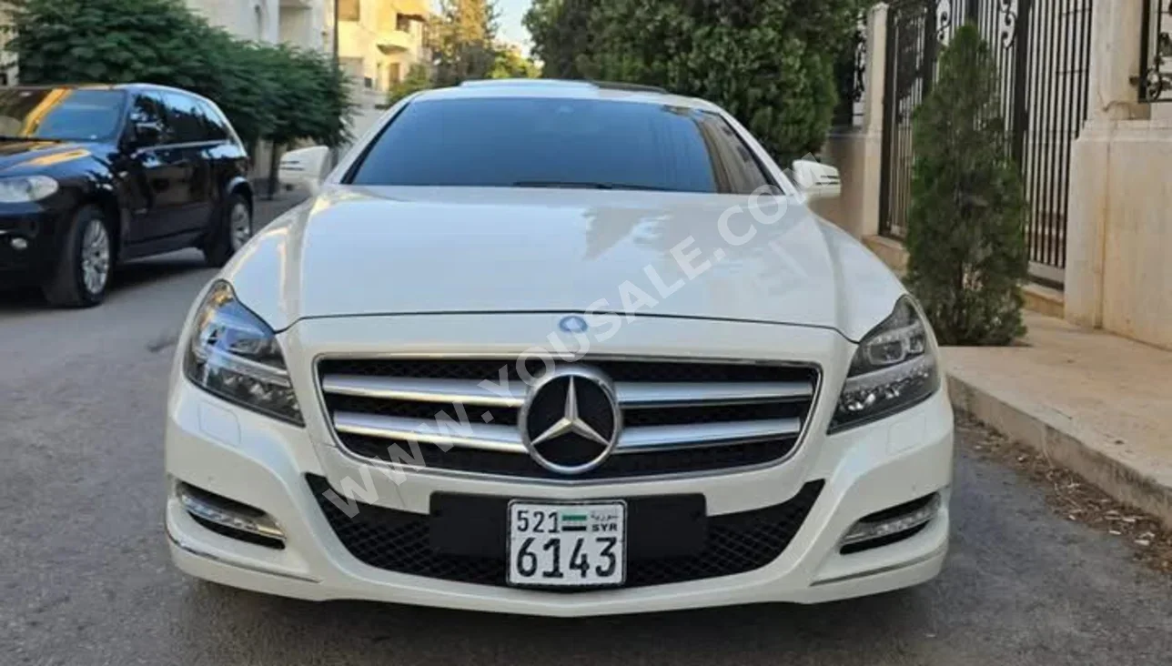 مرسيدس - بنز  سي ال اس - كلاس  350  2012  اتوماتيك  67,000 كم  6 سلندر  دفع خلفي  سيدان  أبيض  بنزين