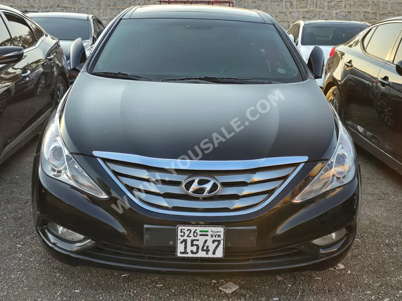 هيونداي  سوناتا  2011  اتوماتيك  207,000 كم  4 سلندر  دفع أمامي  سيدان  أسود  بنزين