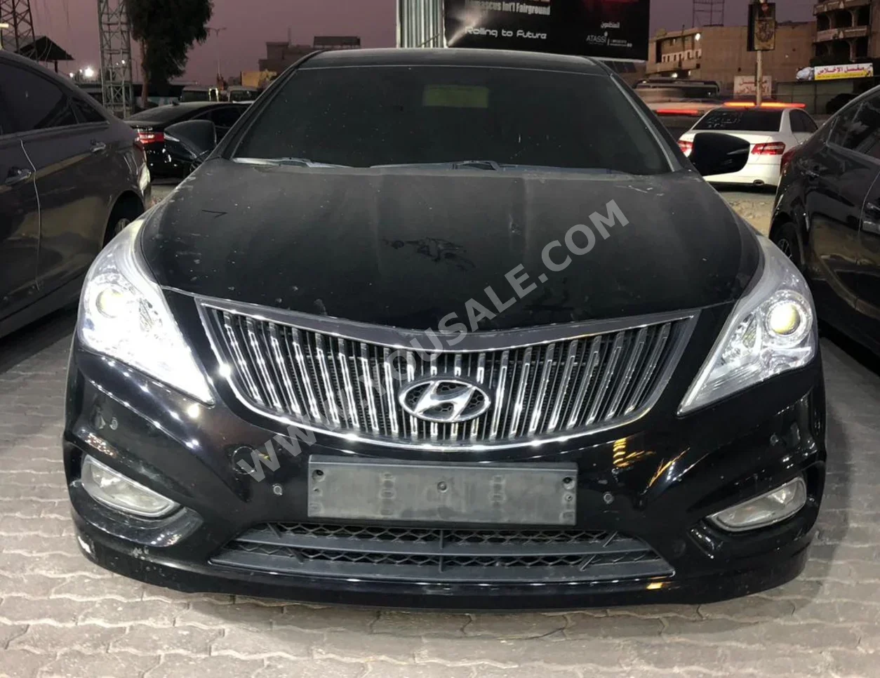 Hyundai  Azera  2013  Automatic  165,000 km  4 Cylinder  FWD  Sedan  Black  Gasoline