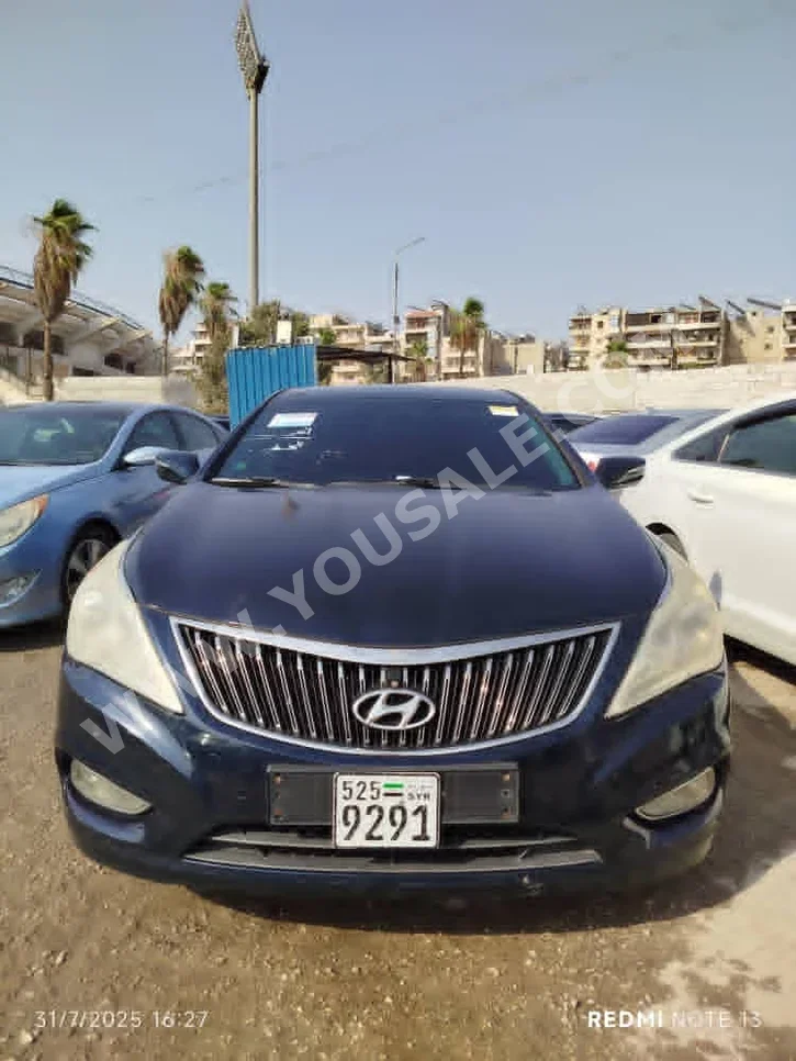 Hyundai Grandeur 2011 Automatic 138,000 km 6 Cylinder FWD Sedan Black Gasoline