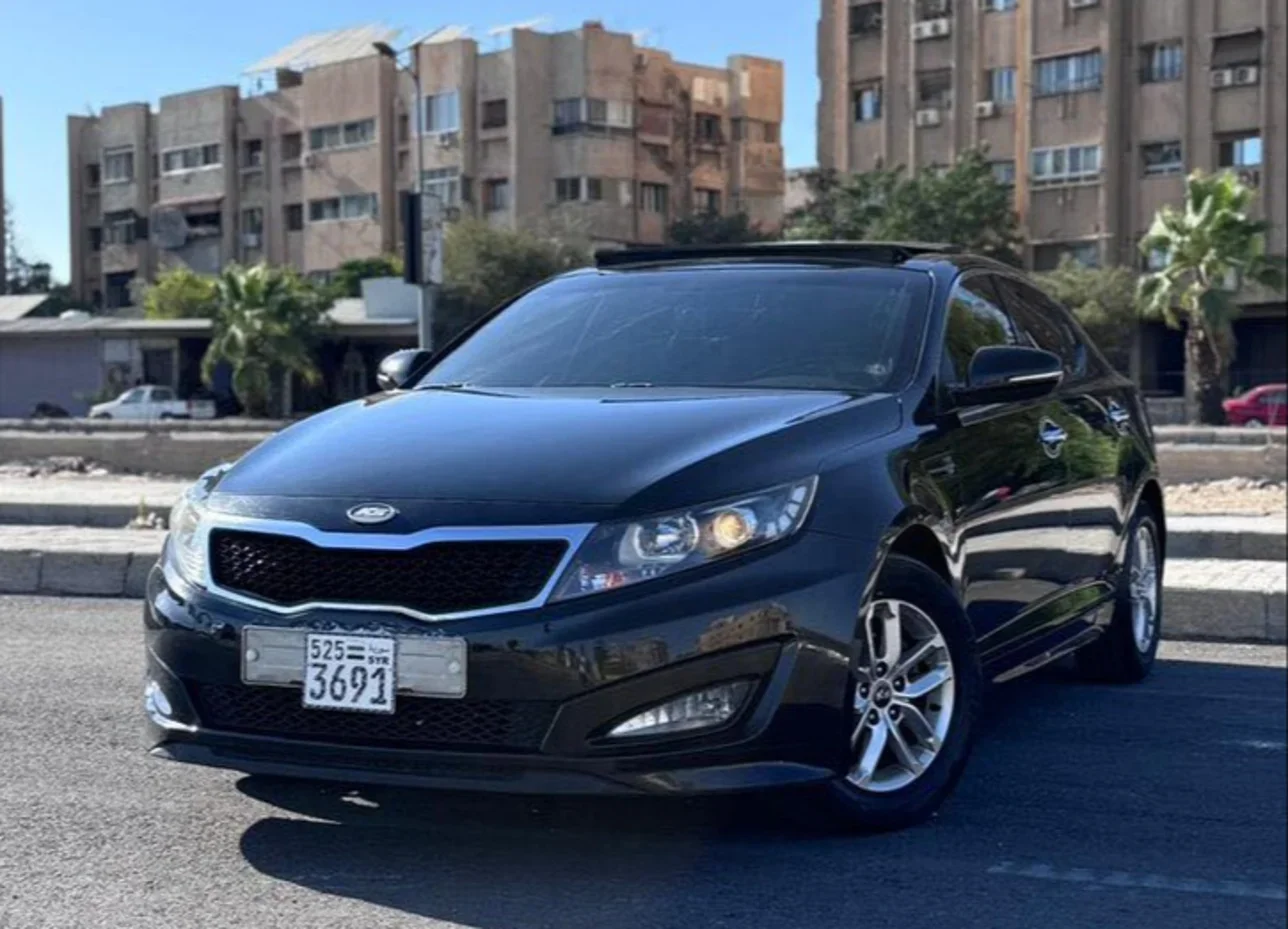 Kia  K5  2013  Automatic  159,000 km  4 Cylinder  FWD  Sedan  Black  Gasoline