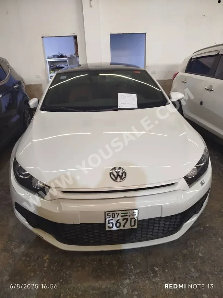Volkswagen Scirocco 2012 Automatic 125,000 km 4 Cylinder FWD Coupe / Sport White Gasoline