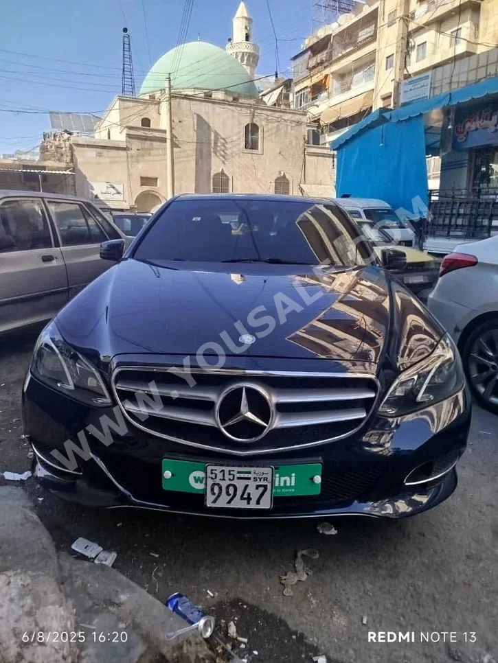 Mercedes-Benz E-Class 300 2016 Automatic 100,000 km 4 Cylinder RWD Sedan Dark Blue Gasoline