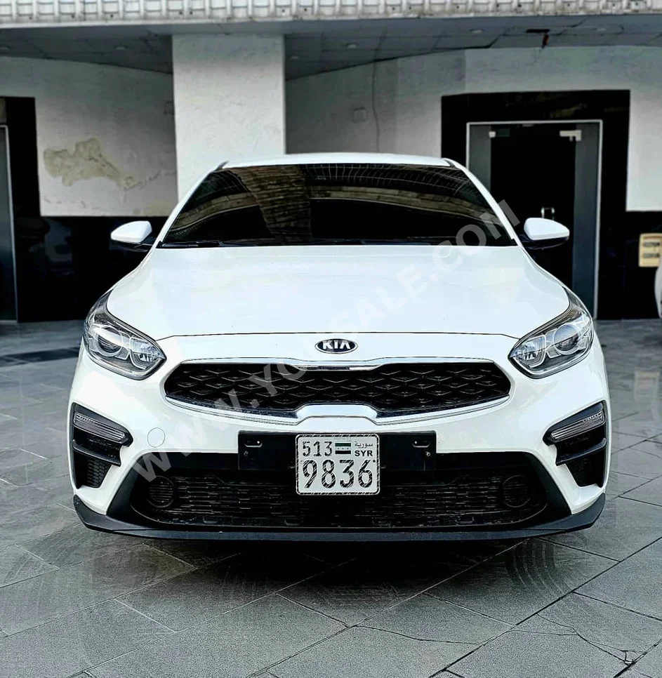 Kia K3 2021 Automatic 140,000 km 4 Cylinder FWD Sedan White Gasoline