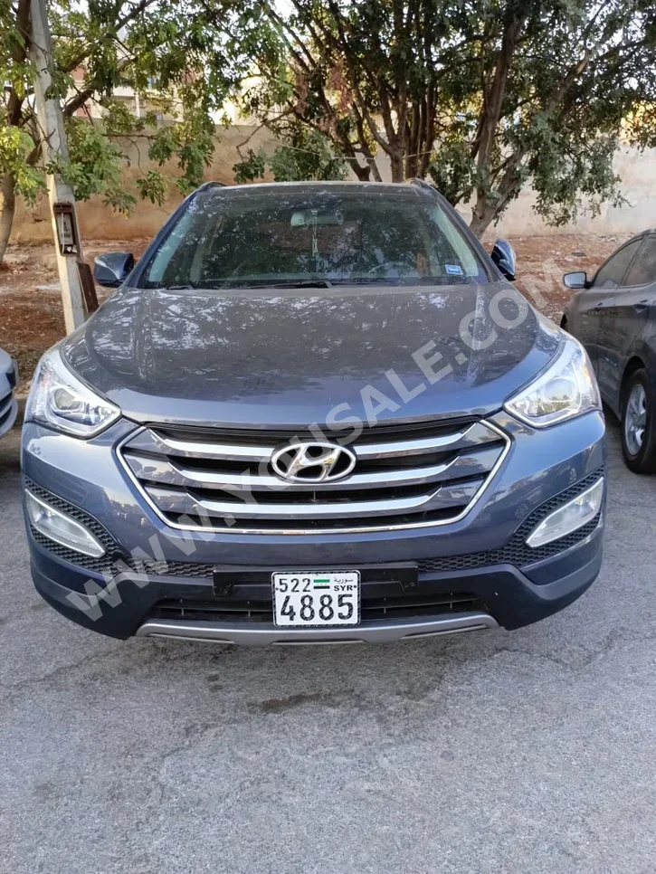 Hyundai Santa Fe 2013 Automatic 250,000 km 4 Cylinder 4WD SUV Dark Gray Diesel