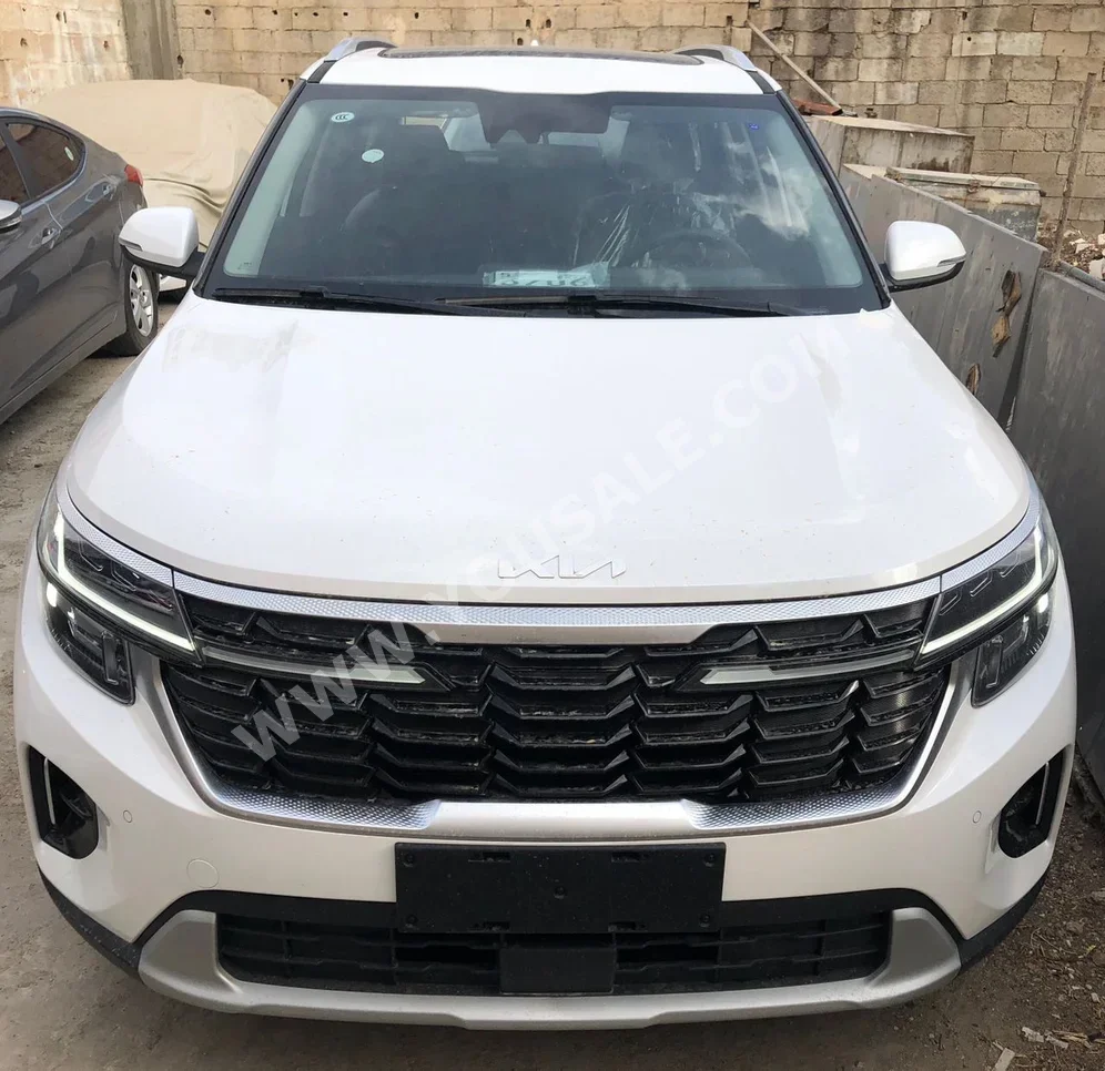 Kia  Seltos  2025  Automatic  0 km  4 Cylinder  4WD  SUV  White  Gasoline