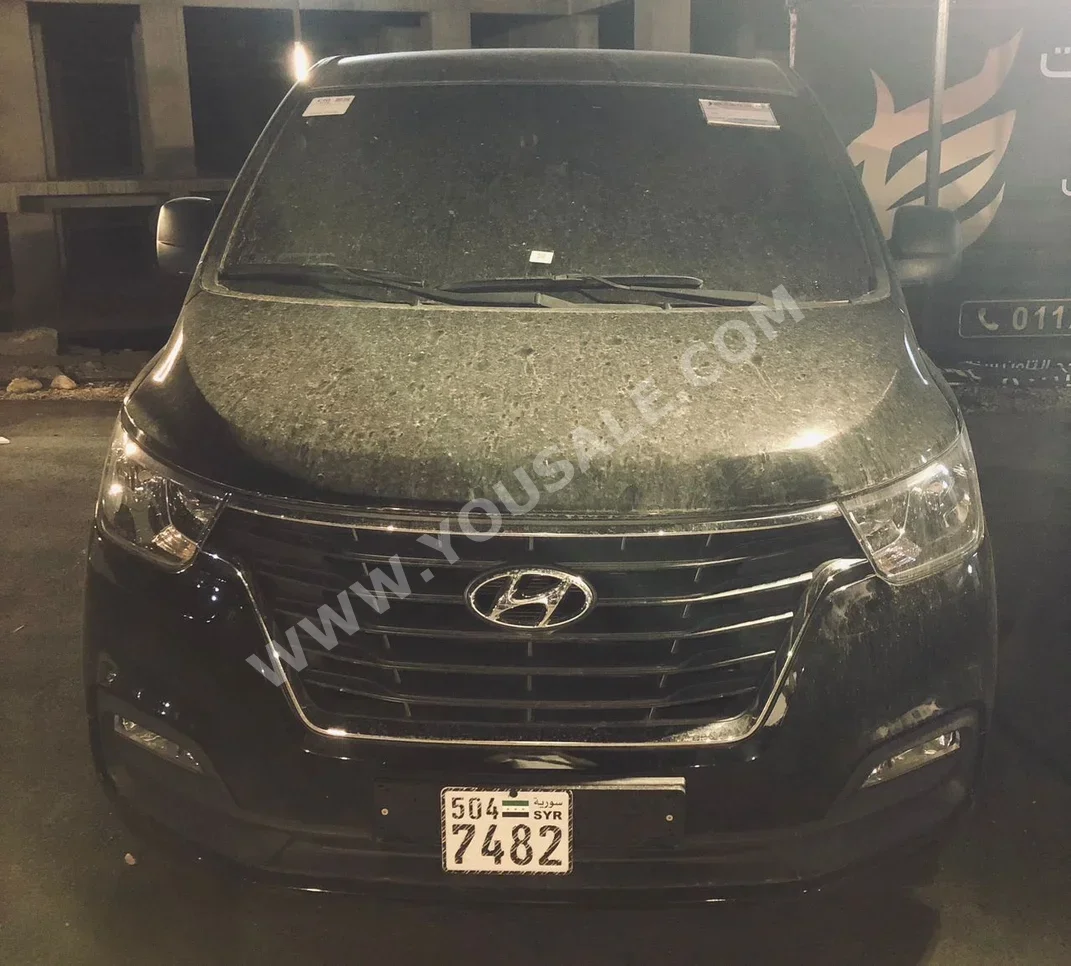Hyundai  Van H1  2020  Automatic  100,000 km  4 Cylinder  FWD  Van / Bus  Black  Gasoline