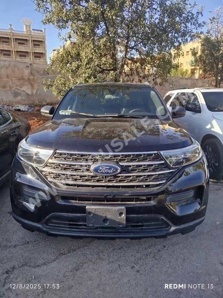 Ford  Explorer  2022  Automatic  120,000 km  4 Cylinder  4WD  SUV  Black  Gasoline