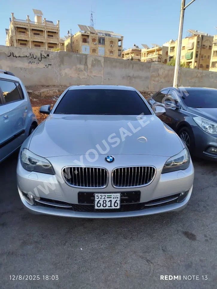 BMW  5-Series  528i  2012  Automatic  225,000 km  4 Cylinder  RWD  Sedan  Silver  Gasoline