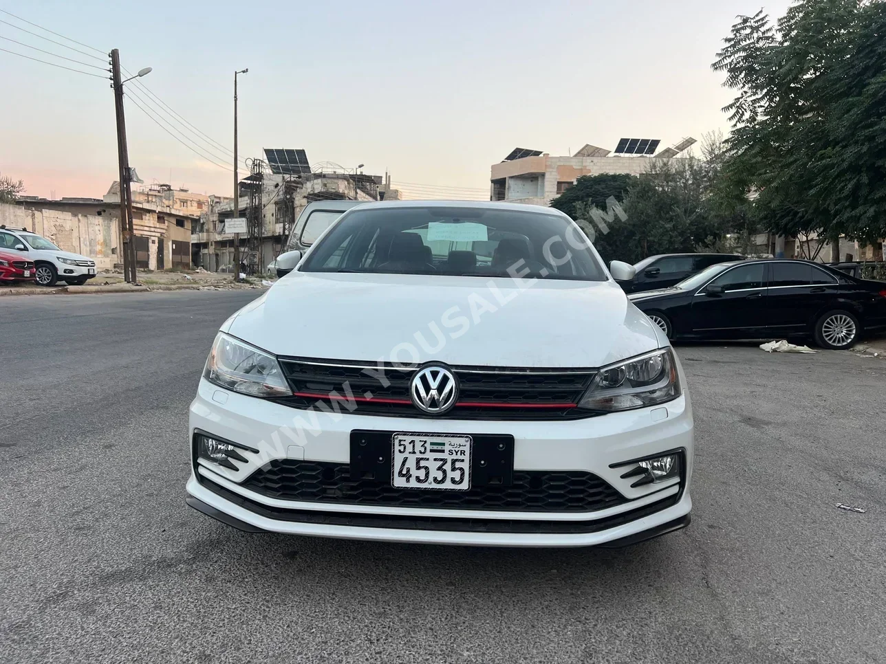Volkswagen Jetta 2013 Automatic 132,000 km 4 Cylinder 4WD Sedan White Gasoline