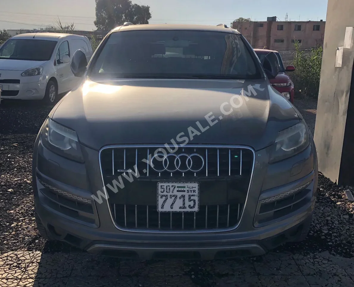 Audi Q7 2013 Automatic 151,000 km 6 Cylinder 4WD SUV Gray Gasoline