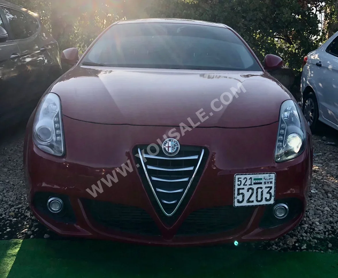 Alfa Romeo Giulietta 2015 Automatic 57,000 km 4 Cylinder FWD Sedan Red Gasoline