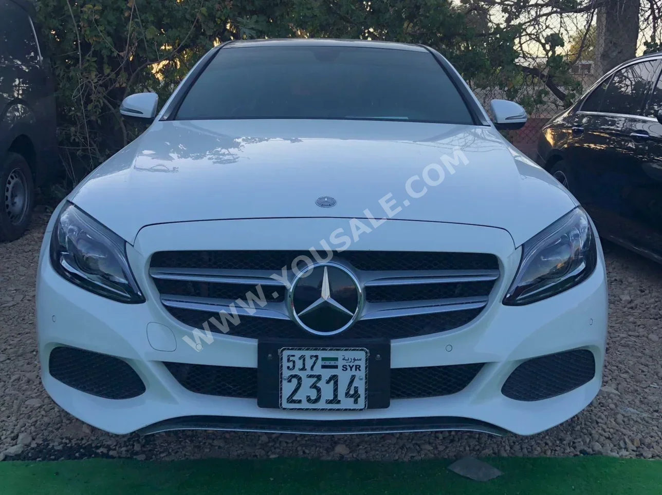 Mercedes-Benz C-Class 300 2018 Automatic 88,000 km 4 Cylinder 4WD Sedan White Gasoline