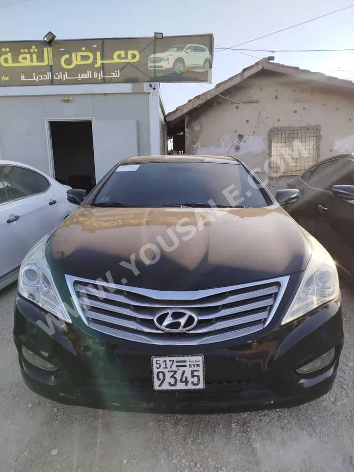 Hyundai Grandeur 2012 Automatic 180,000 km 4 Cylinder FWD Sedan Black Gasoline