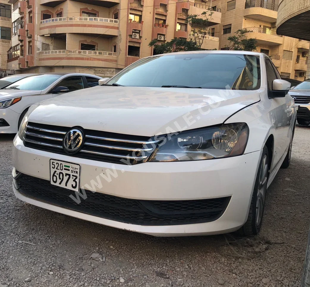 Volkswagen Passat 2015 Automatic 190,000 km 4 Cylinder FWD Sedan White Gasoline