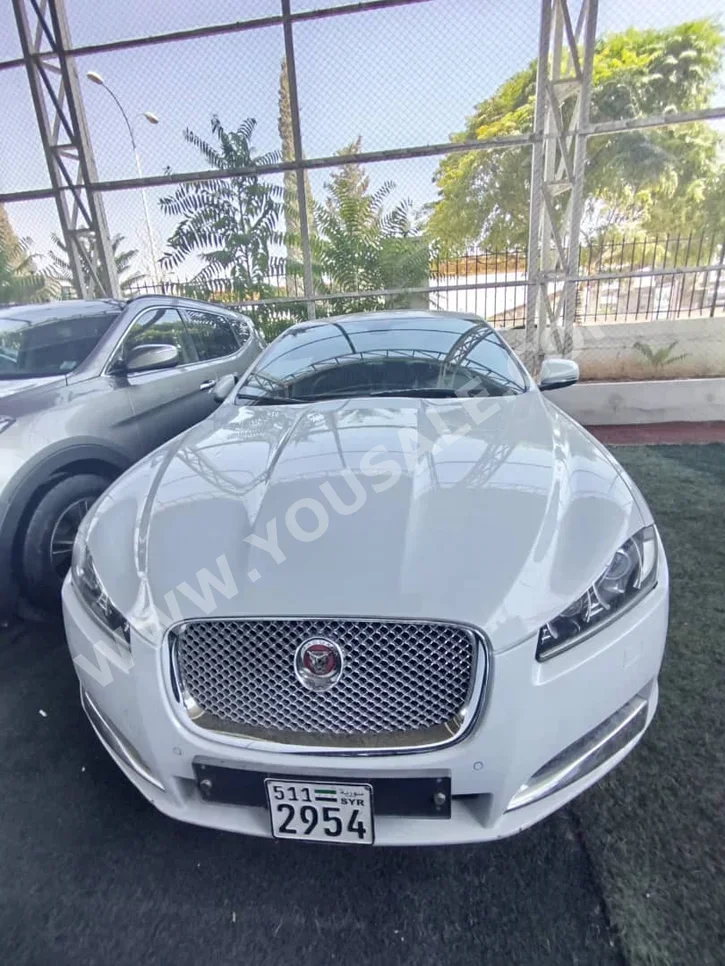 Jaguar XF 2016 Automatic 121,329 km 6 Cylinder RWD Sedan White Gasoline