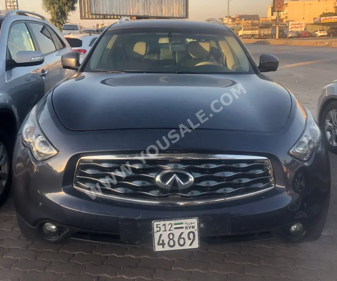 Infiniti  FX  35  2011  Automatic  187,000 km  6 Cylinder  4WD  SUV  Gray  Gasoline