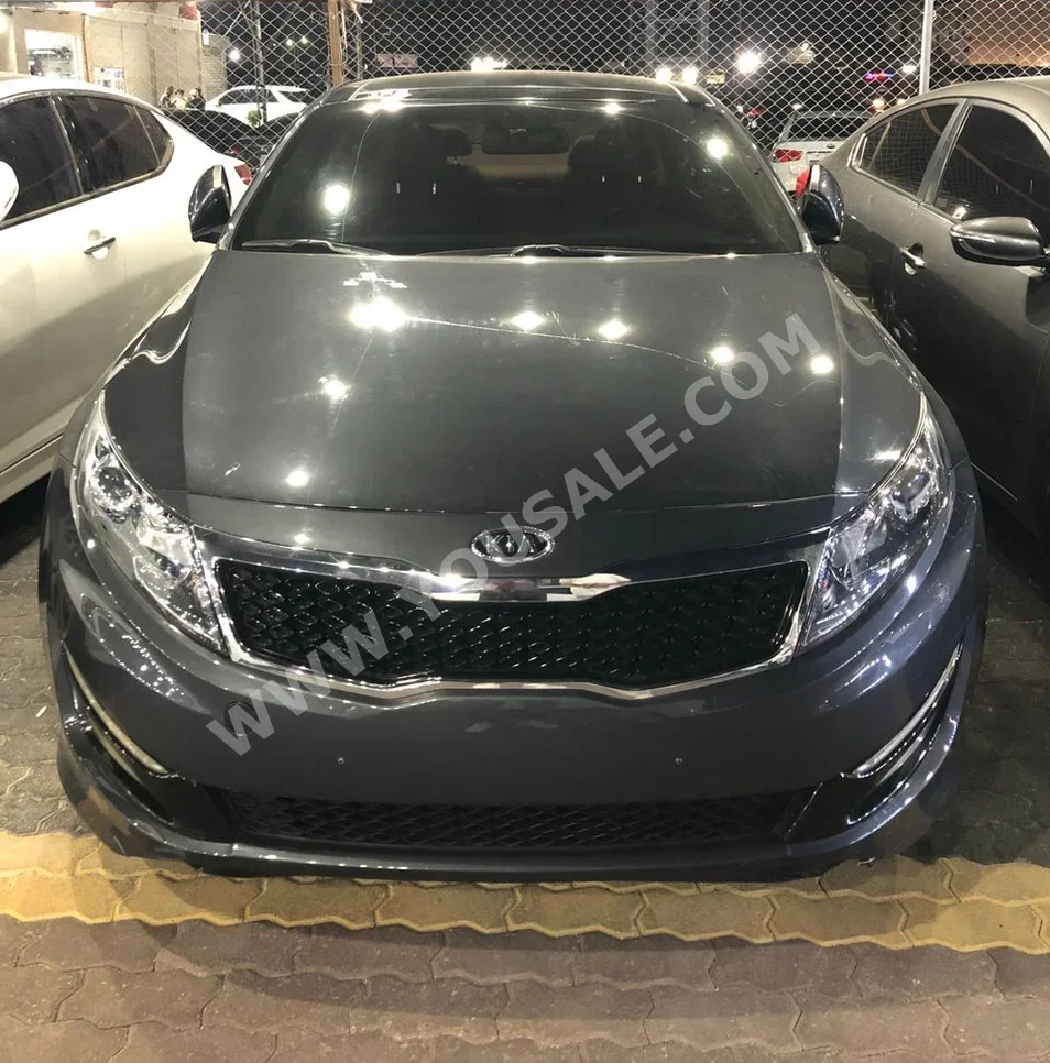 Kia  K5  2011  Automatic  190,000 km  4 Cylinder  FWD  Sedan  Gray  Gasoline