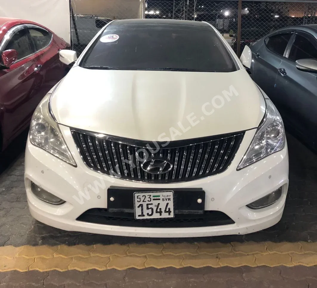 Hyundai Azera 2011 Automatic 164,000 km 4 Cylinder FWD Sedan White Gasoline