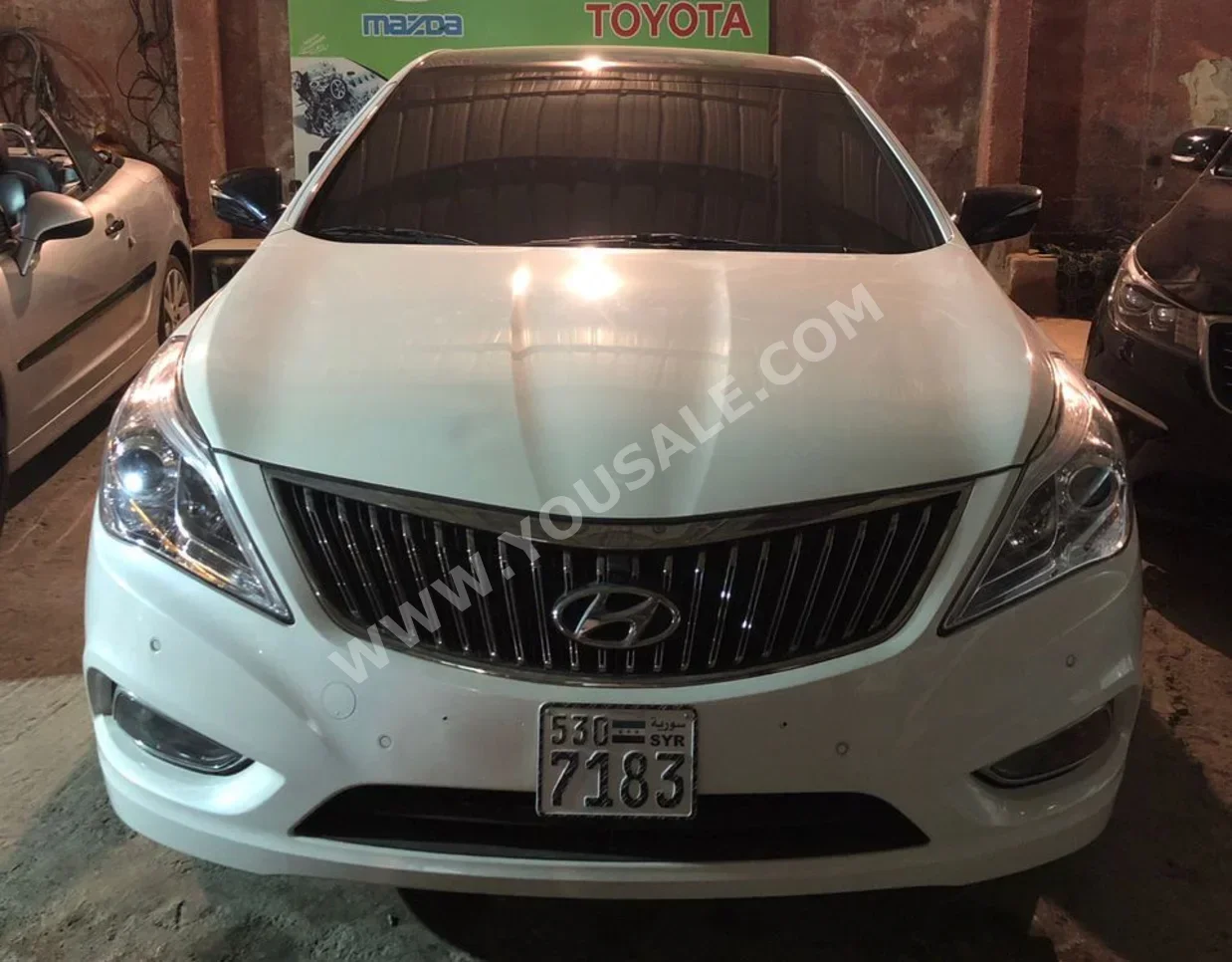 Hyundai Azera 2012 Automatic 200,000 km 6 Cylinder FWD Sedan White Gasoline