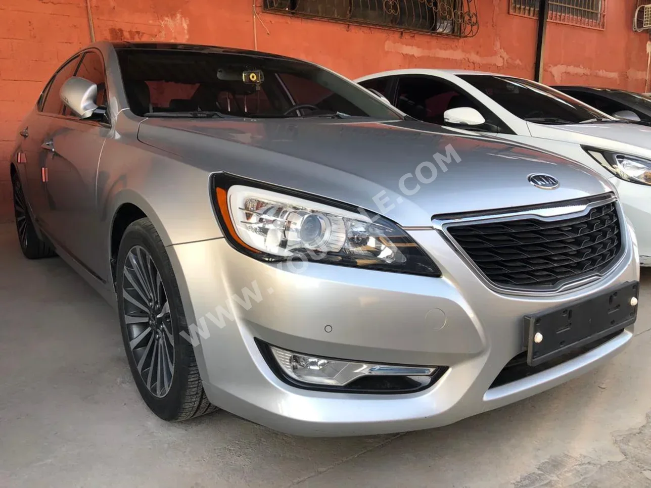 Kia  K7  2013  Automatic  124,000 km  4 Cylinder  FWD  Sedan  Silver  Gasoline