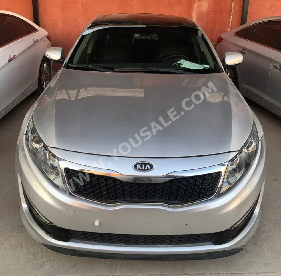 Kia  K5  2011  Automatic  178,000 km  4 Cylinder  FWD  Sedan  Silver  Gasoline