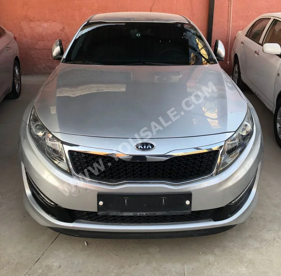 Kia  K5  2011  Automatic  84,000 km  4 Cylinder  FWD  Sedan  Silver  Gasoline