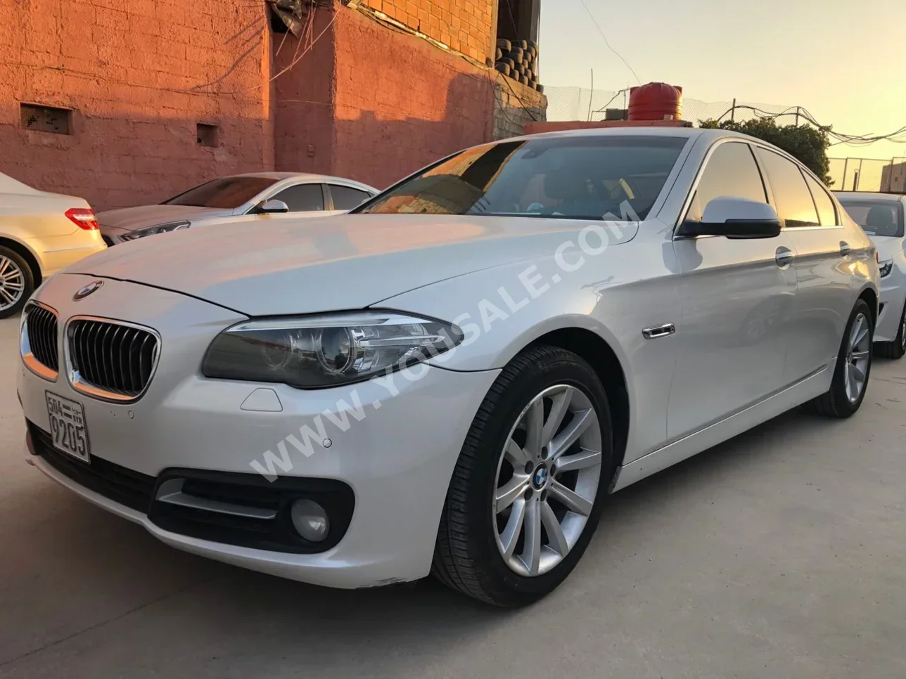 BMW 5-Series 520i 2014 Automatic 166,000 km 4 Cylinder RWD Sedan White Gasoline